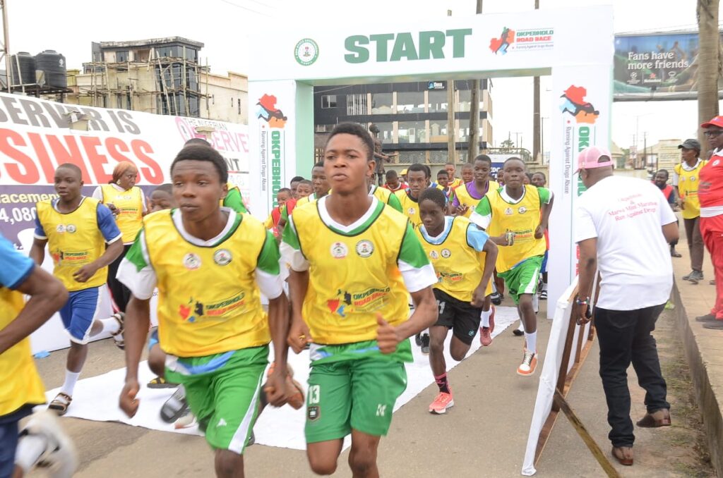 Edo NDLEA Inaugurates Anti-Drug Mini Marathon for Secondary School Students in Benin